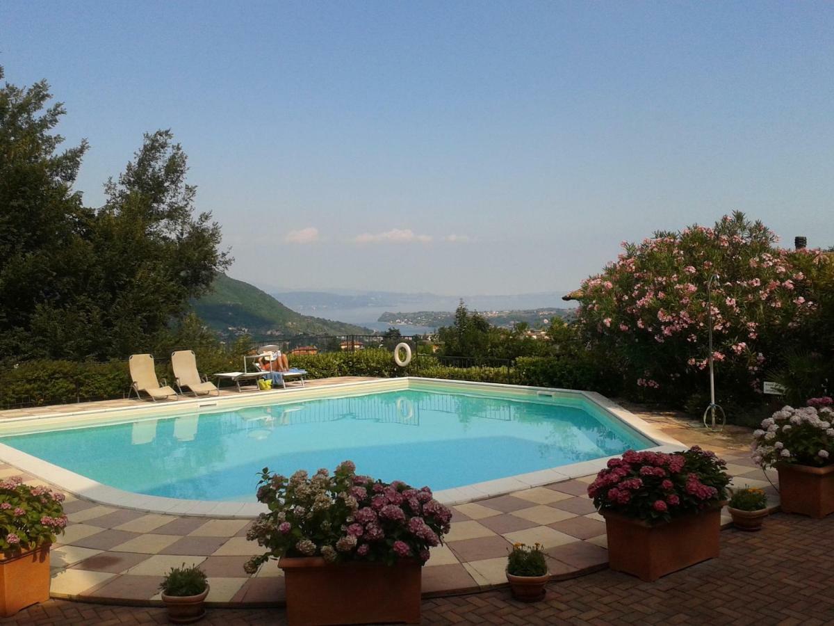 Relax Vista Lago Villanuova sul clisi Luaran gambar
